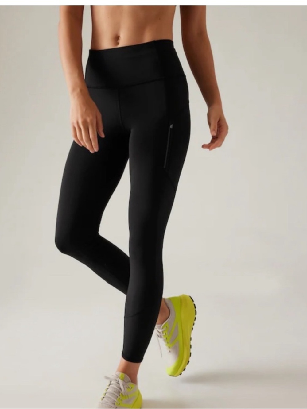 ATHLETA Rainier Tight
Black
Size Small